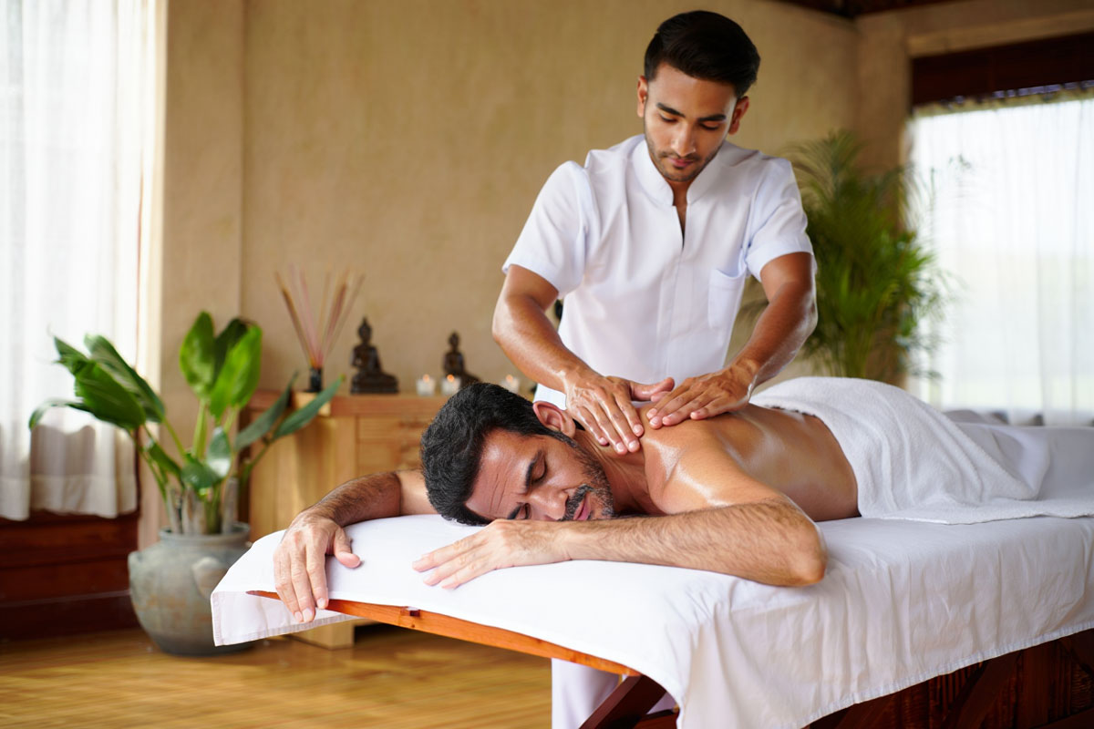 ماساژ تایلندی